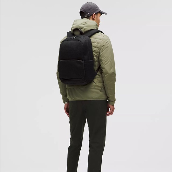 Lululemon Everywhere Backpack 22L Knit Mesh- Crater Blue - Picture 1 of 6